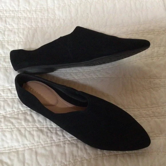Taryn Rose Black Mules - Picture 4 of 12